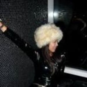 Meet your Posher, Naoko